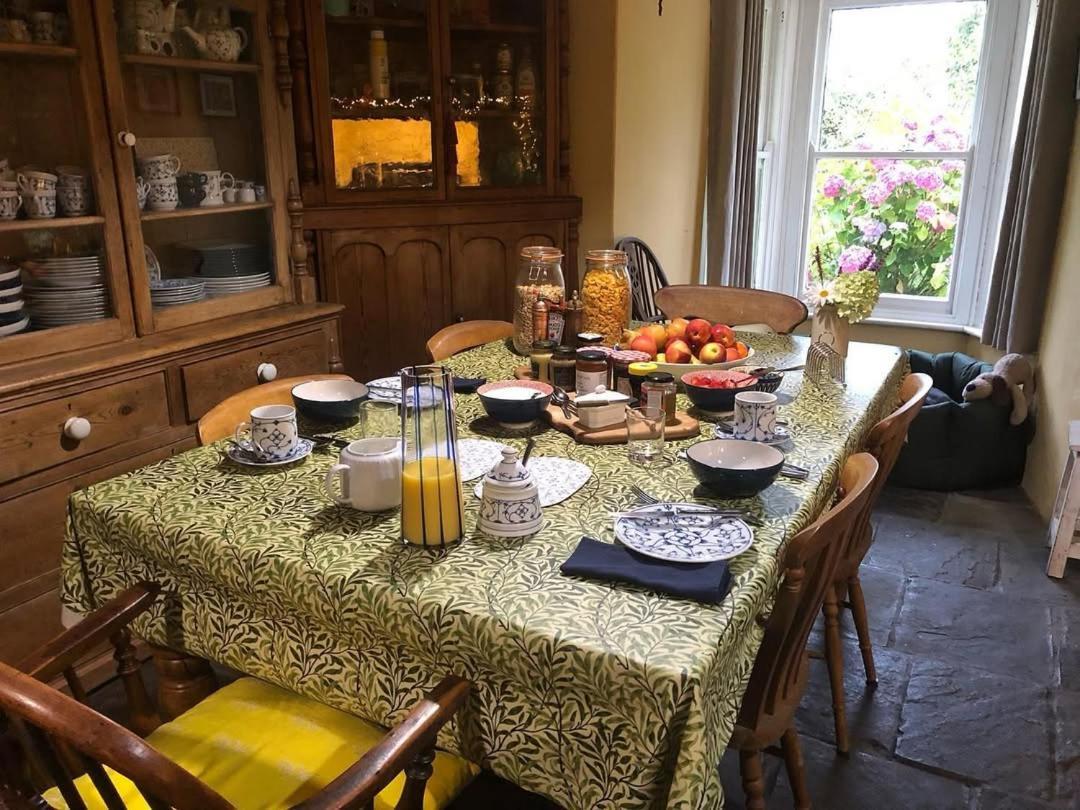 Ynyswen Bed & Breakfast Nantgaredig Экстерьер фото